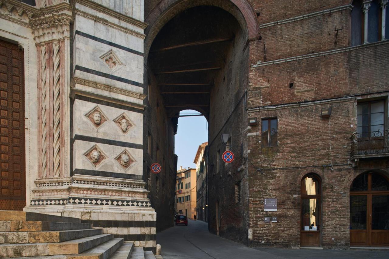 Alla Scala 1746 Siena Buitenkant foto