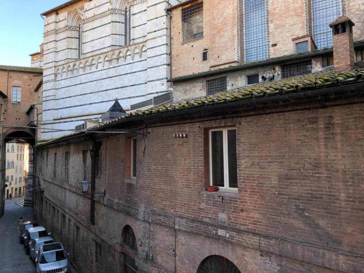 Alla Scala 1746 Siena Buitenkant foto